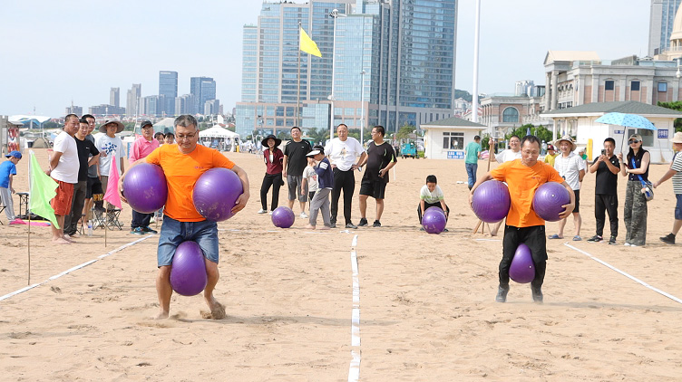 青缆第十九届职工沙滩运动会圆满落幕(图1) 青缆第十九届职工沙滩运动会圆满落幕(图1)